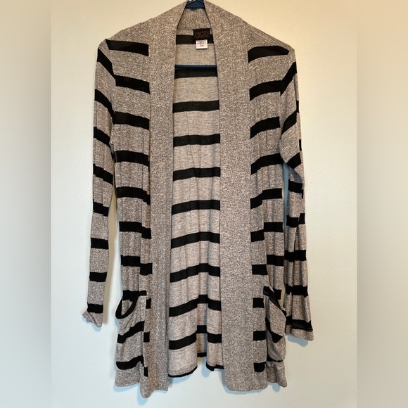 Black and Gray Open Front Cardigan Sweater - Picture 1 of 3